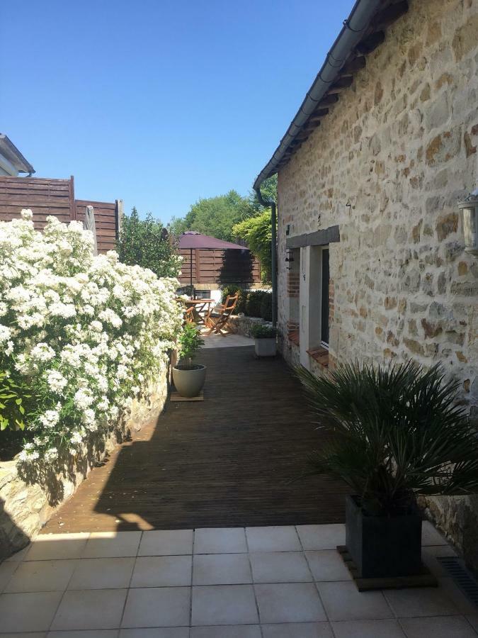 Riverside Barn La Trimouille Exterior photo